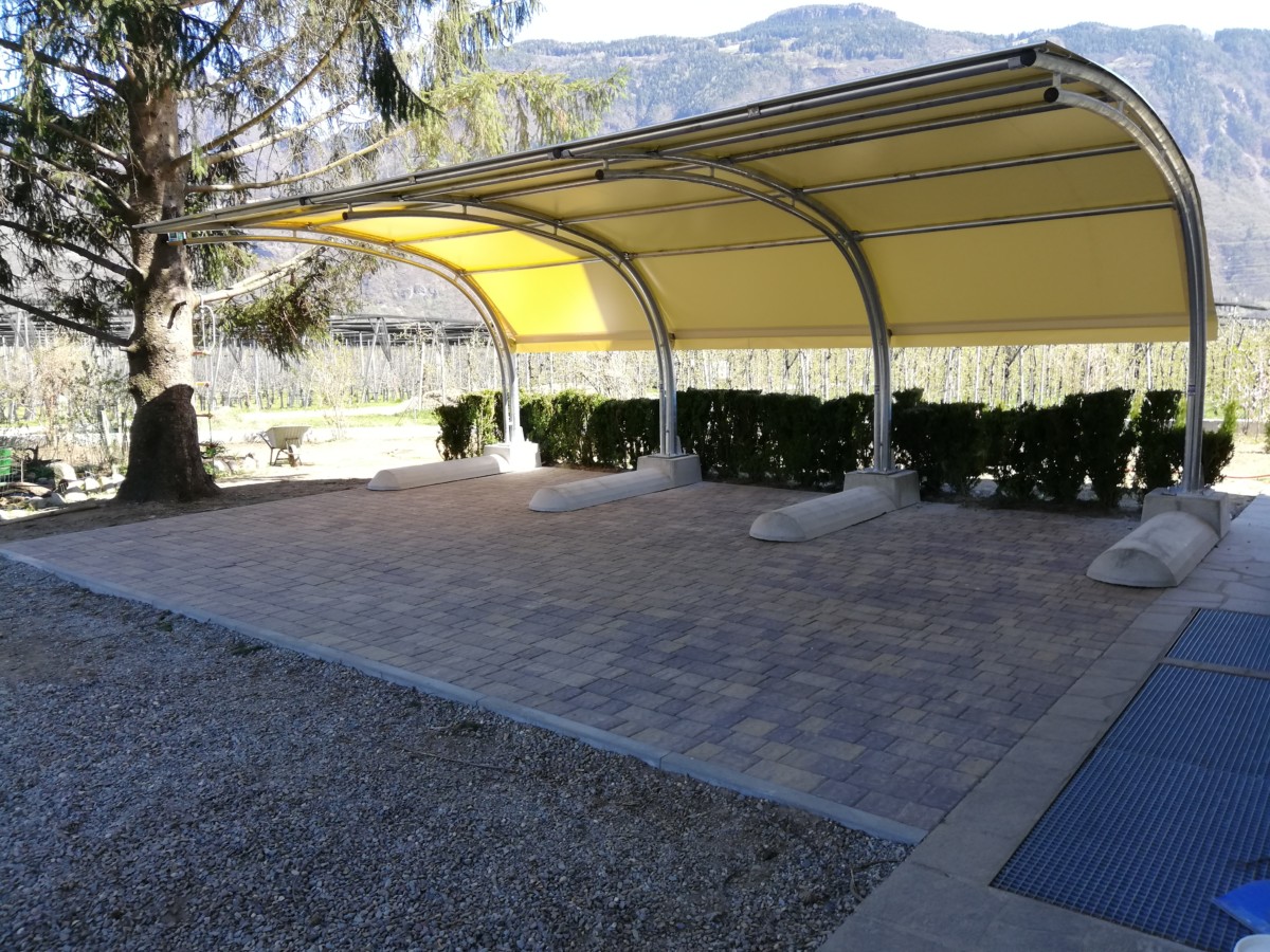 Copricamper UK Custom Covers 4 Strati - Impermeabile E Resistente - Grigio Per Roulotte Fino A 7,5m - Con Cinghie E Prese D'aria