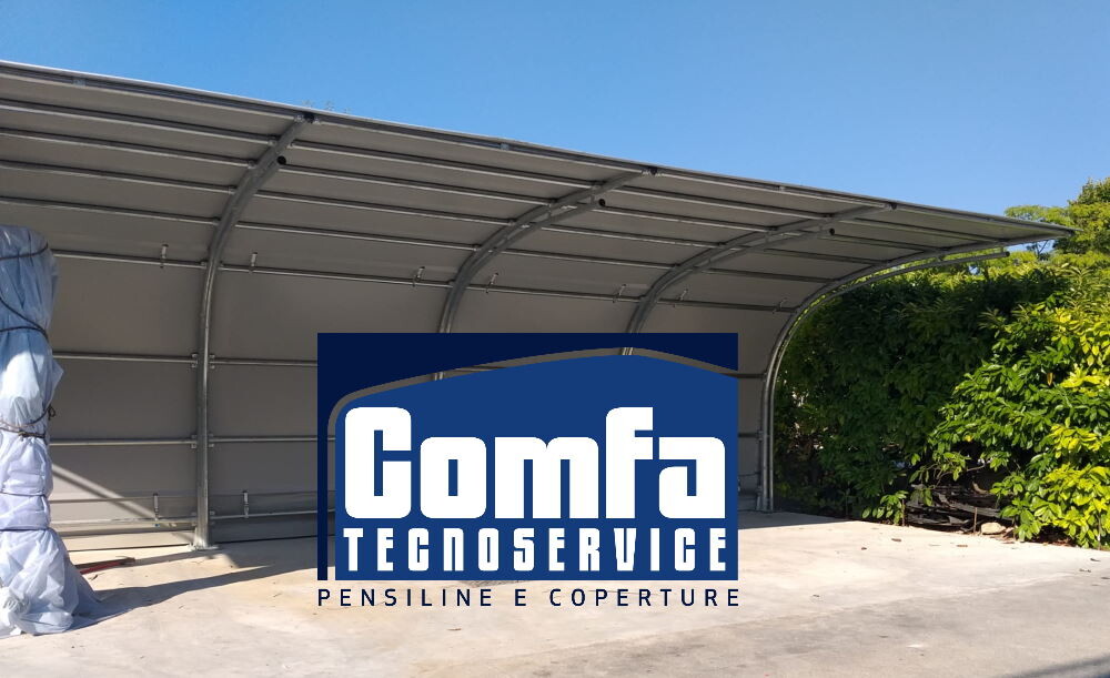 Pensilina impermeabile con telo fino in fondo