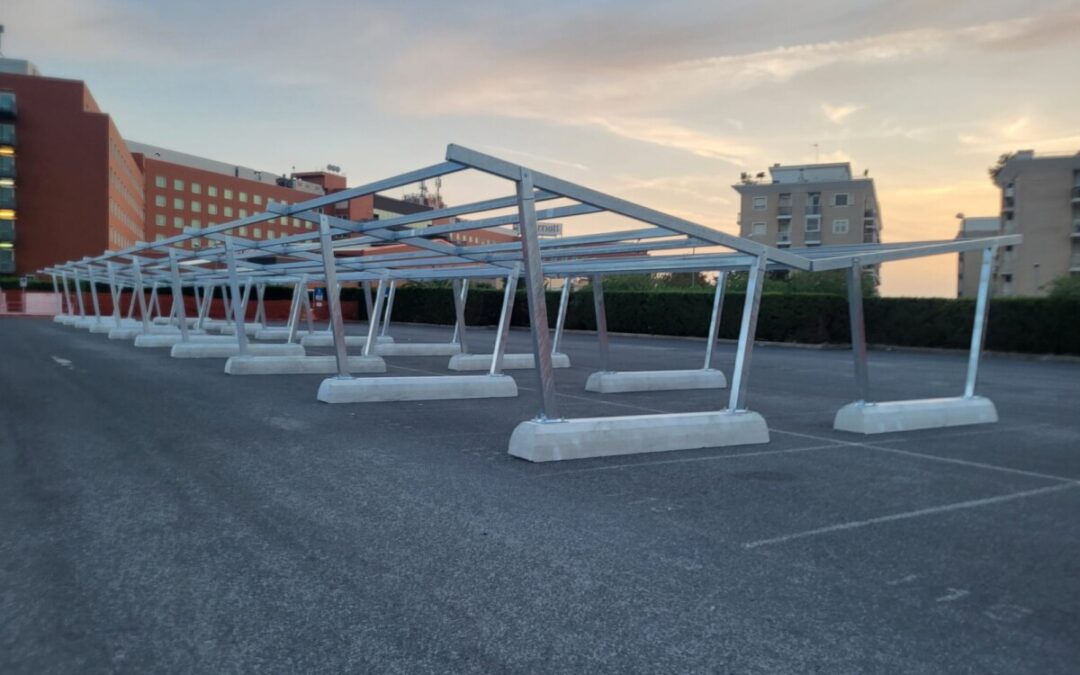 Pensilina fotovoltaica 2 montanti